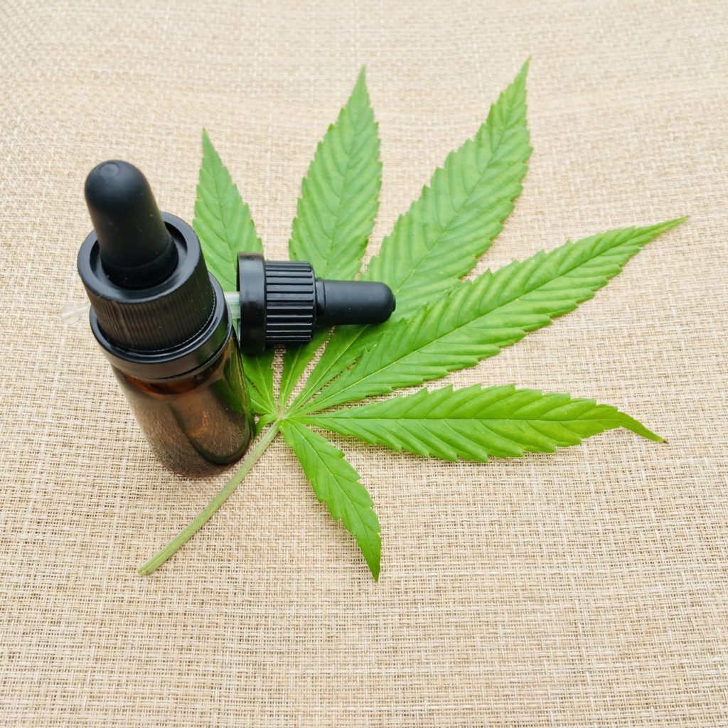 Was ist THC (Tetrahydrocannabinol ) und ist es in unseren CBD - Produkten enthalten? Canna Oil Informationen